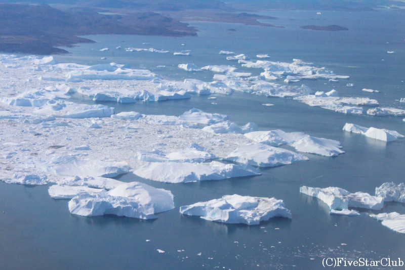イルリサットからの定期便から見たグリーンランド