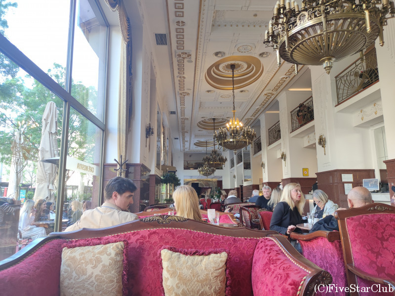 モスクワホテルのカフェ